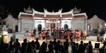 觀音亭夏夜樂響藝術季開跑 陳光復力挺在地學子展演才藝