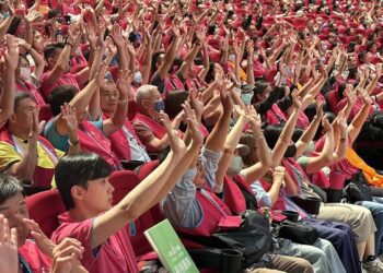 在動盪中尋穩定　「心潮加持音樂會」千人共振修心