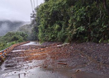臺東縣海端鄉下馬路段發生邊坡坍方 雙向道路阻斷無法通行