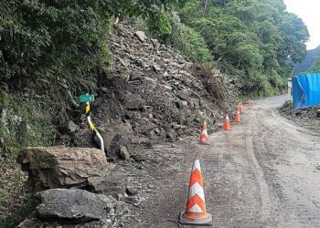 海端鄉利稻路段邊坡落石已搶通  道路恢復通行