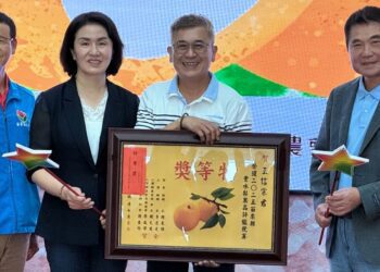 苗栗縣豐水梨果品評鑑 三灣王信宗榮獲特等獎