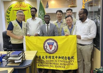 跨越8,000公里的醫療外交！高醫走入非洲助索馬利蘭資訊升級翻轉醫療現場