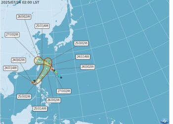 颱風外圍環流發威！週四中南部午後、北部慎防大雨
