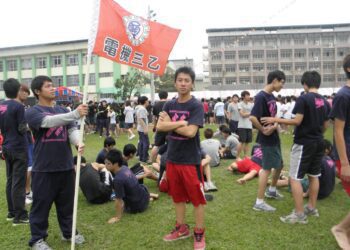 全國技能競賽勇奪金牌，升學選台科大有望 學長工作穩定一樣是優異表現