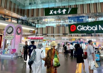 Global Mall 新左營車站暑假推卡有利高回饋、新櫃、抽韓國機票 業績增2成 鐵道迷衝一波！「跨世代鐵道模型展」重現車站風情