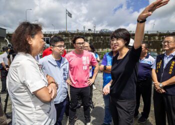 許淑華縣長與立委、中央一同會勘　將建滯洪池改善豪雨淹水狀況