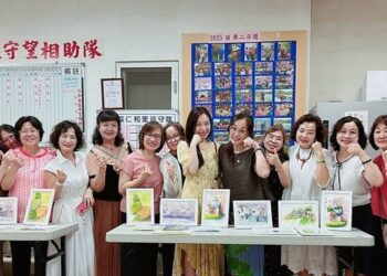 仁和里開創藝文新氣象 社區水彩速寫班成果展享溫馨