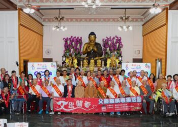 高雄20位模範父親獲表揚　信徹蓮池功德會舉辦「父出關愛」典禮溫馨登場
