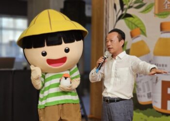 「山雀齊鳴．茶香共生」來自嘉義縣山林間的自然茶香 今起全家便利商店獨家販售