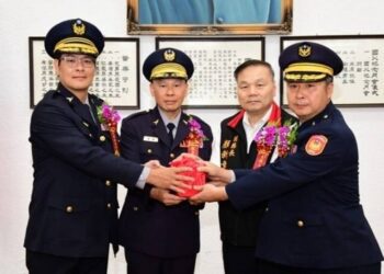 花縣顏副縣長期許新任分局長 以專業及熱忱服務民眾