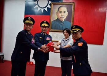 東警新任主秘、分局長聯合交接布達典禮 饒縣長勉共維地方治安
