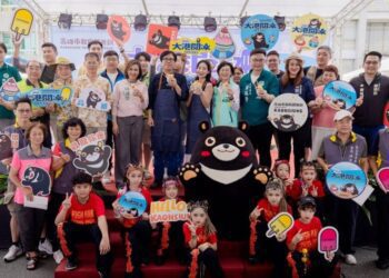 2025大港閱冰首日萬人朝聖　賞味期限只剩一天 同場加映旗津風箏節、愛河蔬食市集 玩到不想回家