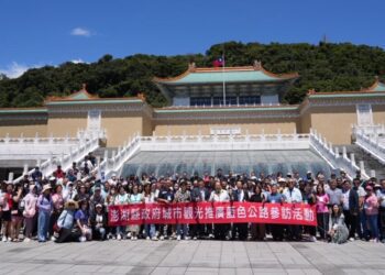 藍色公路旅遊魅力無限　陳光復肯定航線潛力　助攻澎湖觀光發展