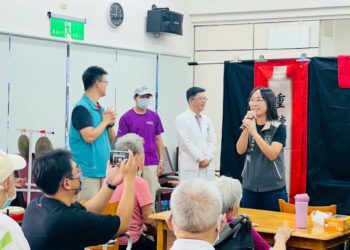 嘉義鹿草文化志工行動延續文化生命力 皮影戲走進照護場域 傳遞更多正能量