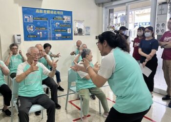 台南市醫迎失智月辦記憶島活動