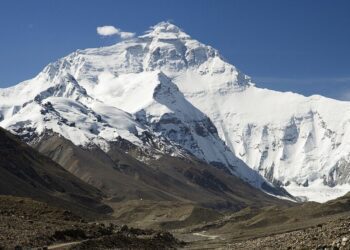 尼泊爾秋季登山季啟動 204名登山客獲准挑戰高峰