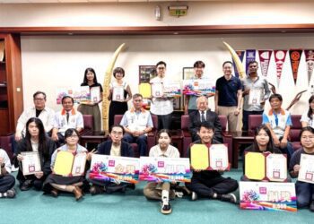 正修科大60週年校慶LOGO暨公仔造形設計競賽  金獎《璀璨六秩》呈現出創校精神的傳承與象徵