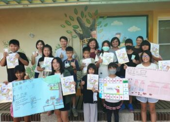 國小學童創意無窮 將鴿笭文化設計成競賽桌遊