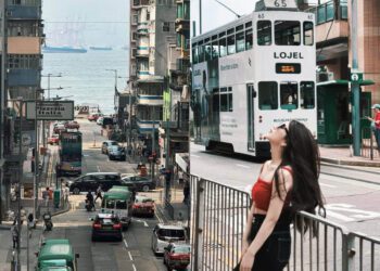 香港景點｜沈浸港風魅力 徜徉蘭桂坊繁華、叮叮車悠揚聲中