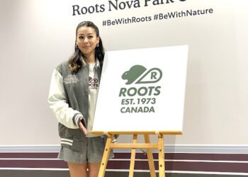 DIZZY DIZZO蔡詩芸演繹Roots Nova Park系列穿搭 甜蜜談家庭生活與音樂計畫