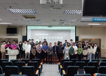 中國醫中醫系 集興宮西秦王爺 李中愛台中粉絲團志工團 衛教義診聯合社福