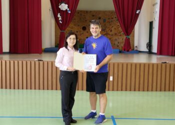 溫暖校園遇韓流 實踐融合慶耶誕