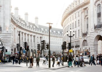 為何愈來愈多人到英國買房？幾大好處成為買家新寵兒