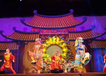 紙風車平安大戲 新香爐豐原登場 祝福市民朋友平安順心