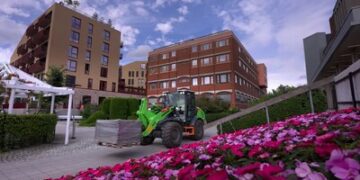 柳工電智品牌戰略升級，以全週期價值定義綠色工程機械新標準