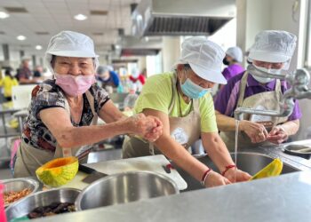 112年高雄市據點好廚料理大賽13日登場 廚房志工、長輩一起大展身手!