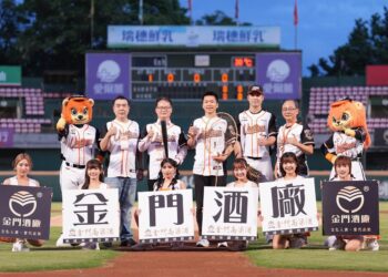 統一7-ELEVEN獅金門酒廠主題日-雙金牌李洋重棒登場