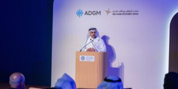 阿布扎比簽署多項協議並探討機遇，深化與印度及新加坡的合作夥伴關係