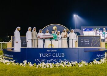 Sheikh Khalifa bin Tahnoon bin Mohammed Al Nahyan 閣下出席獲 Sheikh Mansour bin Zayed Al Nahyan 殿下贊助的第 33 屆阿聯酋總統盃純種阿拉伯馬大賽總決賽