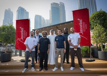 世界足球傳奇人物 Clarence Seedorf、Marcelo、Andrea Pirlo、Miralem Pjanić 以及 Ricardo Kaká，與 UFC 重量級選手 Cyril Gane 攜手出席杜拜腕錶週並參觀 Baccarat Hotel & Residences Maldives 的展區