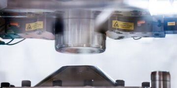 Cell Impact 將向領先汽車製造商交付成型工具