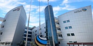 世界海關組織 (WCO) 在三語報告中讚揚「電子商務平台」