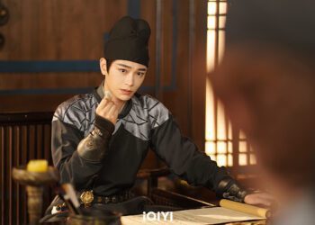 《大理寺少卿遊》神探丁禹兮喪父哀痛一夜白髮　遇襲大難不死竟變身萌貓