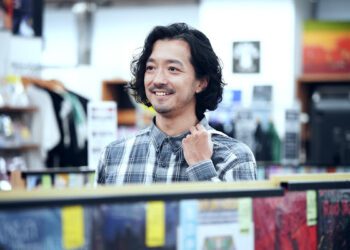 《完美配對謀殺案》金子信昭遭土屋太鳳痛扁倒地　竟讚她渾身充滿母性光輝