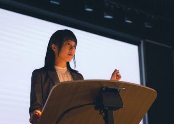 新生代女星鍾雪瑩新片詮釋聽障人士 花心思模仿聽障朋友的發音和口型