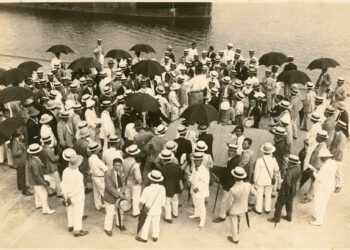 走入百年前時光隧道 「典藏開卷」展出六部日治時期寫真帖