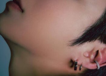 全區擊掌還有一對一合照福利太狂！文鐘業加碼承諾「新歌全都唱給你聽！」