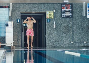 《美食無間》戲服拍賣 女鐵粉入手傅孟柏「香蕉泳褲」送老公