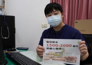 夏天別忘適時補充水分　避免血液變濃稠釀心血管疾病