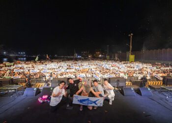 雙金台語搖滾樂團「拍謝少年」出道20年前夕迎「雙喜臨門」 宣布「幹大事」！