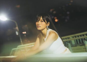 吳汶芳被身邊的「牠」碎唸又家暴？！曝抖M體質直讚：找到存在感的感動