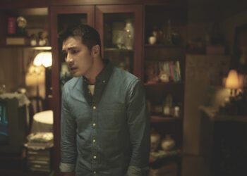 賀軍翔「眼睛都不准笑」細膩演技獲觀眾大讚