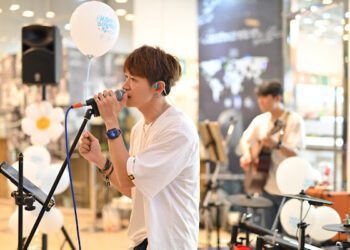 鼓手木蘭包棟民宿同遊小琉球三天兩夜 深夜跨國訂餐餵食粉絲