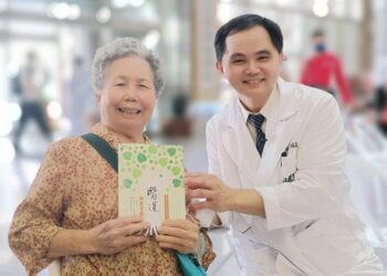 俠骨柔情新書發表會　病人笑中帶淚現場分享心路歷程