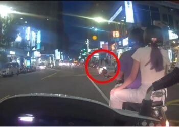 右轉沒打方向燈被攔盤查 通緝犯身分露餡