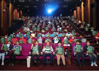 能率集團、嘉義秀泰影城贊助 嘉義縣偏鄉體育班包場觀影